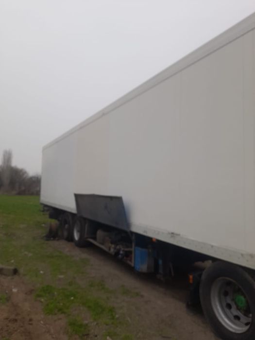 Прицеп холодильник