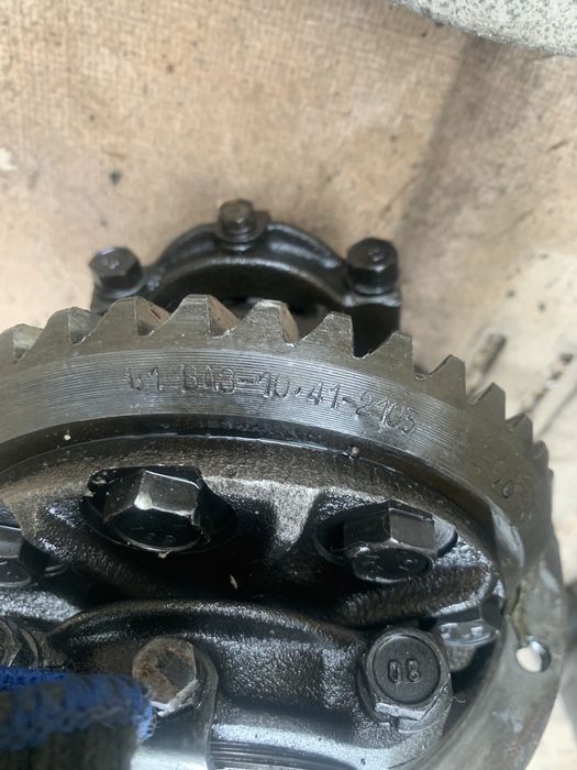 Продам задний редуктор ваз 2103