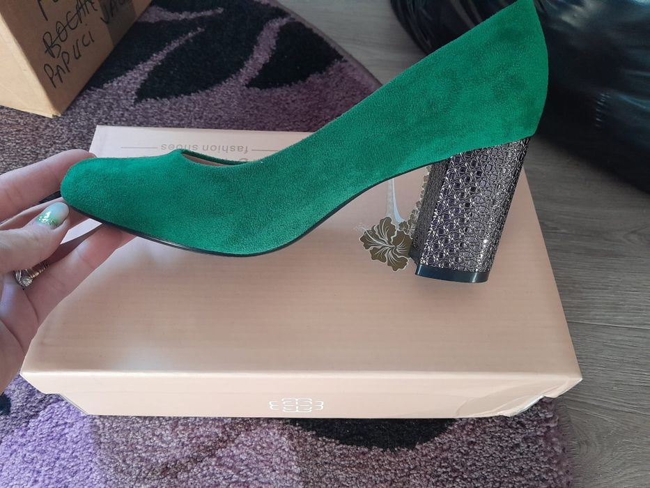 Pantofi dama noi