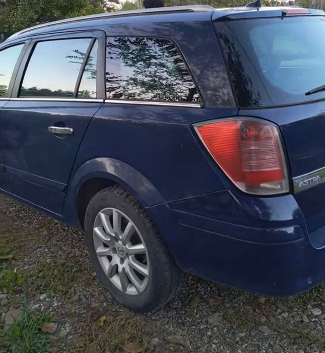 Vând opel Astra h