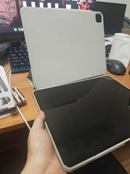 ipad pro 12.9 пятого поколения Процессор M1 sim+wifi 128g