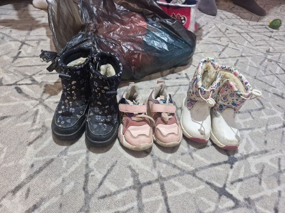 Отдам вещи на девочку
