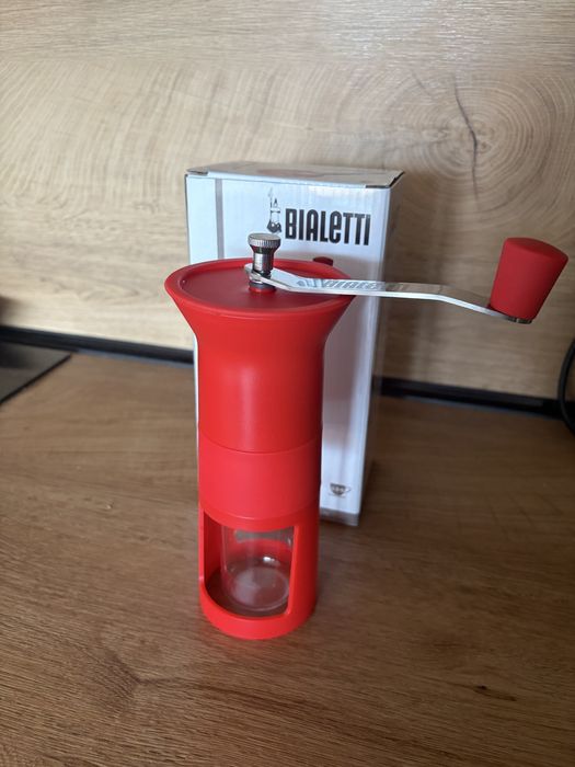 Ръчна мелачка за кафе Bialetti