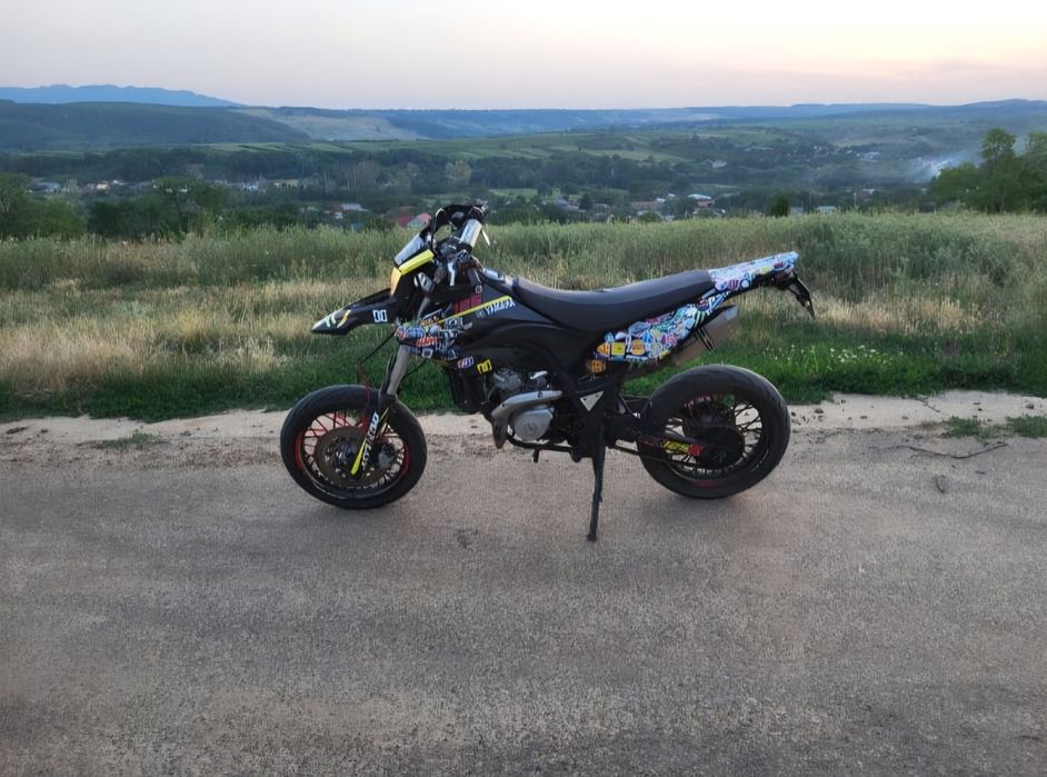 Yamaha WR 125 X.    A1