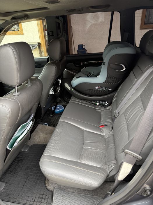 Toyota land cruiser j120