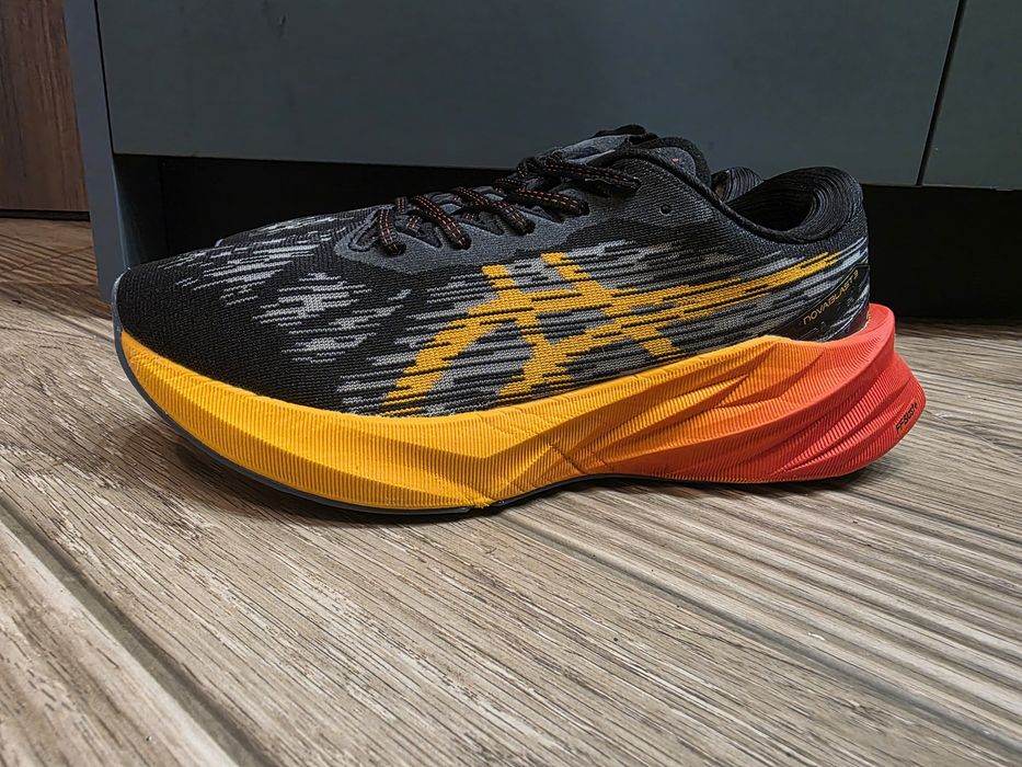 Мъжки маратонки ASICS Nova Bast 3 - Резервирани!