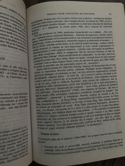 Istoria comparata a statelor comuniste