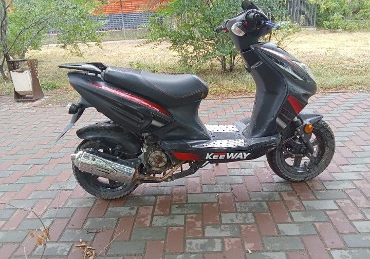 Скутер(keeway F-act 50