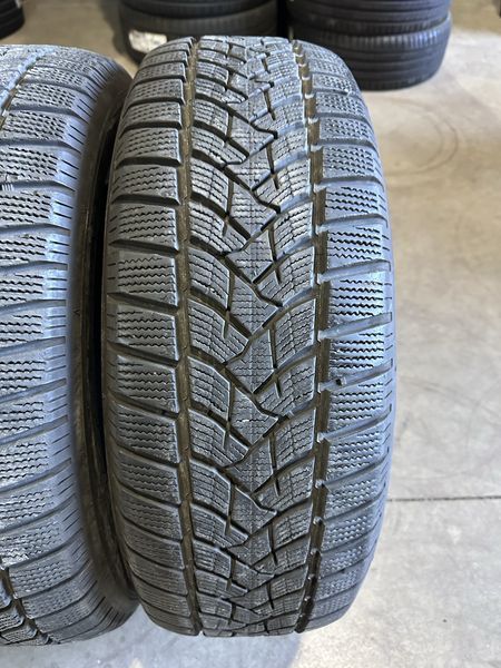 235/65/17 DUNLOP 4бр