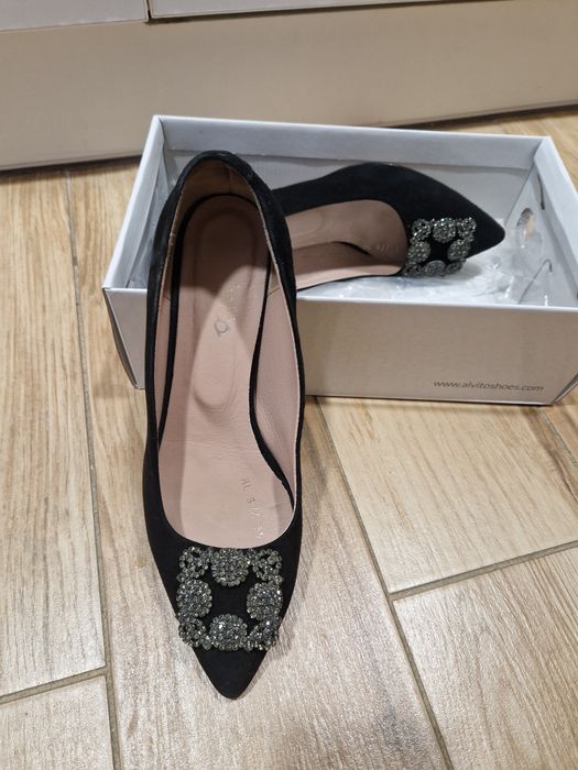 Дамски обувки естествен велур