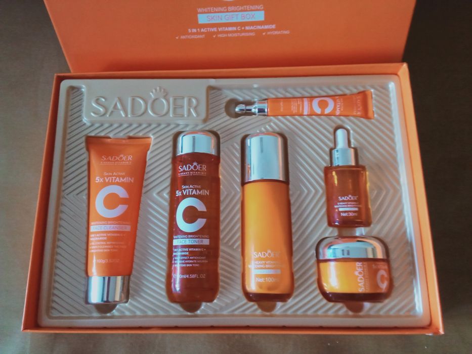 Продам набор косметики