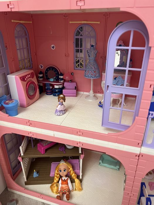 Продам домик для кукол