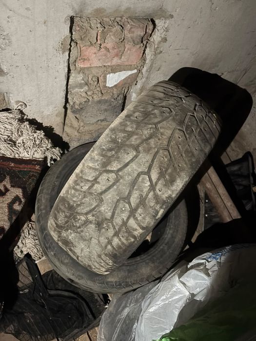 Продам покрышку 245/45/18