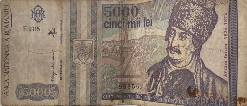 Vând bancnote vechi de 100, 1000, 2000 si 5000 lei