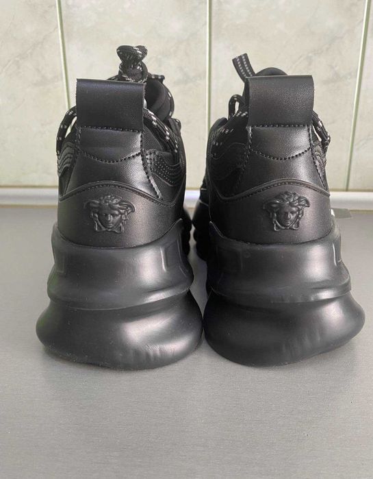 Adidasi Sneakersi Versace Triple Black Model Universal
