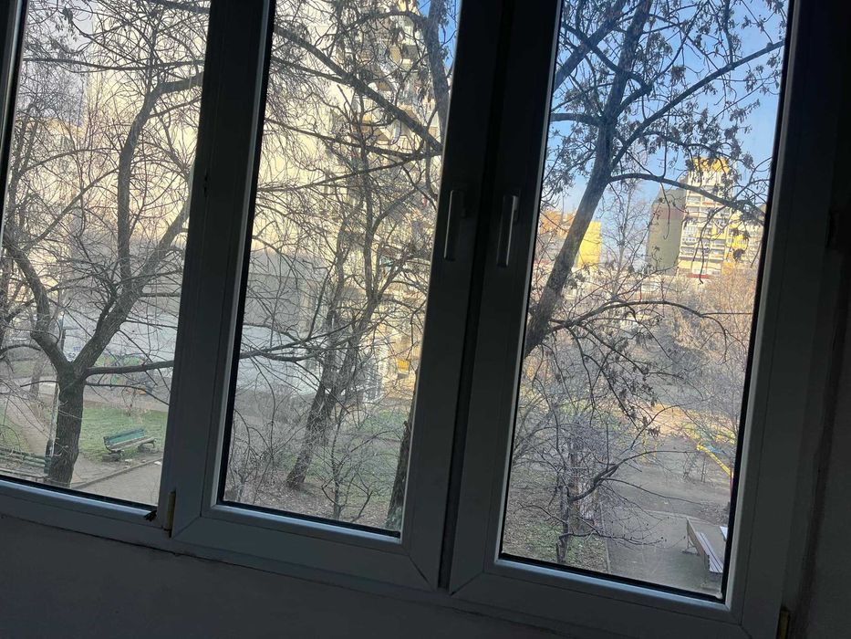 Дава се под наем Тристаен апартамент в София, Дружба 1 - 90 кв.м за 255 € - Снимка #2