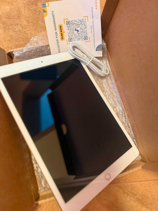 Ipad 8 gen WiFi gold 128gb
