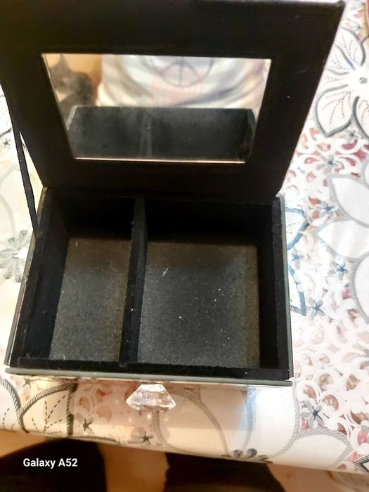 Продавам  антични предмети