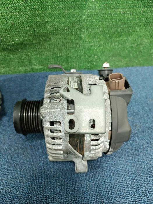 Компрессор кодиционера генератор Камри 40