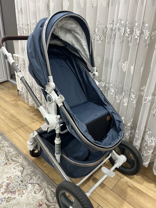 Коляска 2 в 1 LUX MOM