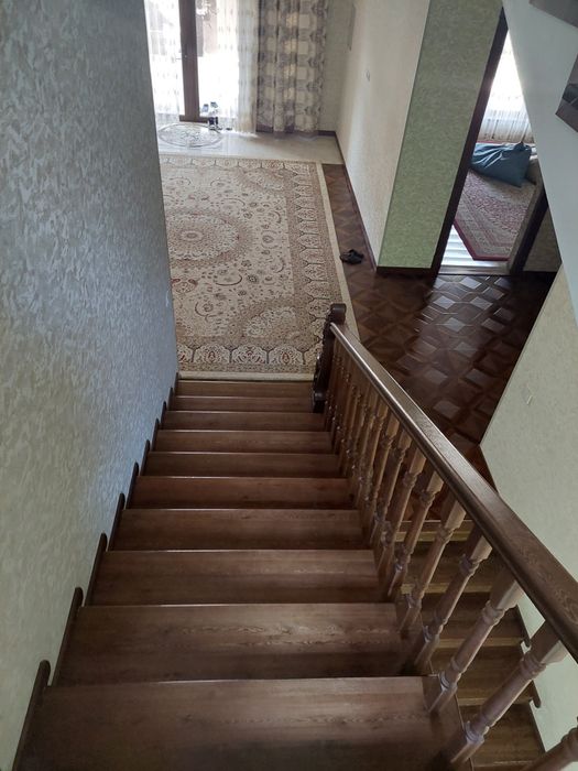 Продается СВОЙ дом 5 соток, 8 комнат, 3 этажа 4 санузла,