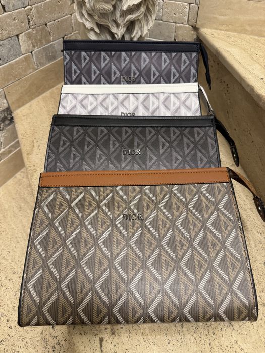 Мъжки чанти клъч и паласки.