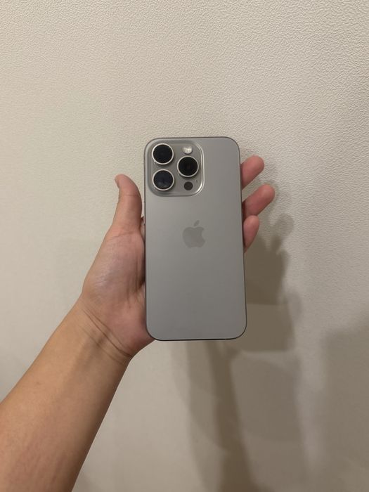 Iphone 15 pro 256 gb продам