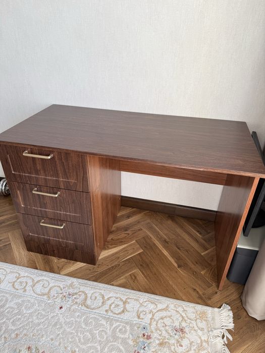 Стол рабочий (компьютерный) из мдф