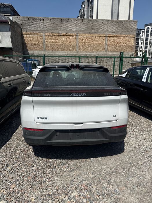 Dongfeng aelus l7 Ev 518 km