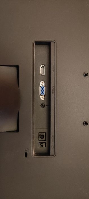 Монитор Samsung 31.5