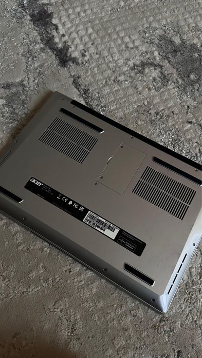 Ноутбук модель:Acer