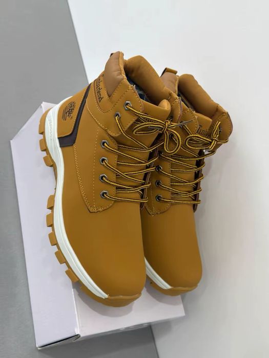 Зимний ботинка тимберленд