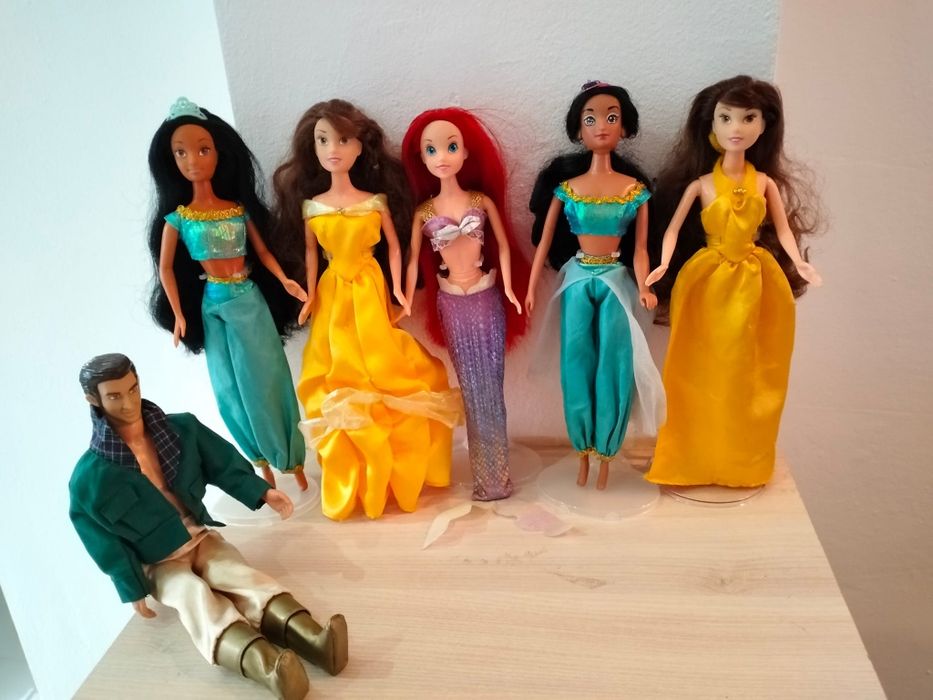 Păpuși Prințese și Prinți Disney