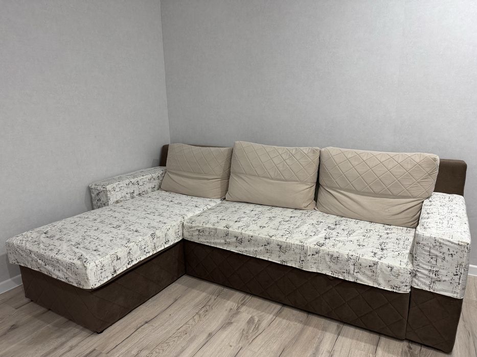Продам диван новый