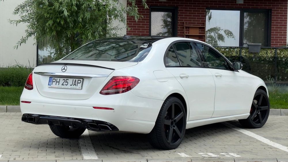 MERCEDES-BENZ E-Class 2017 — imagine 4