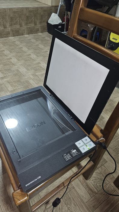 Продам сканер Epson