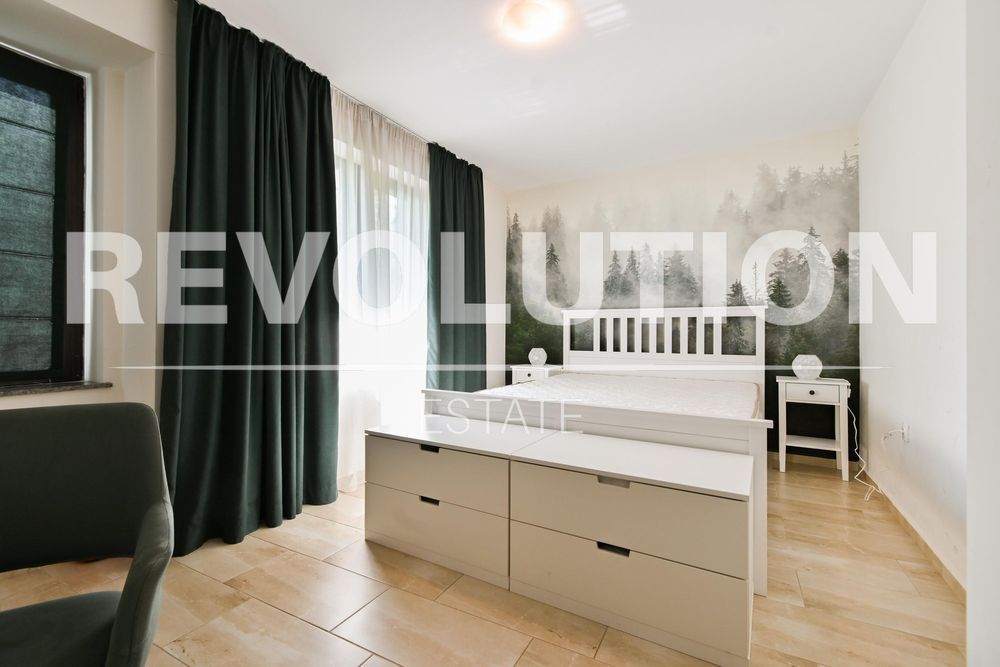 Дава се под наем Тристаен апартамент в София, Зона Б-19 - 108 кв.м за 897.6 € - Снимка #4