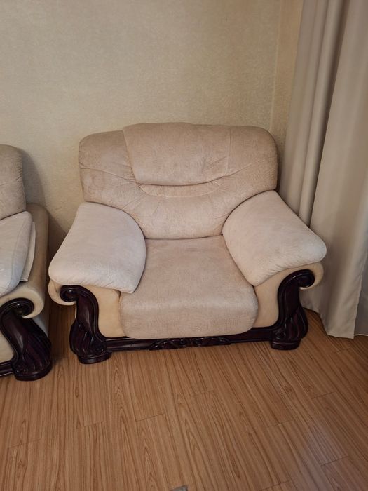 Продам Диван и кресло