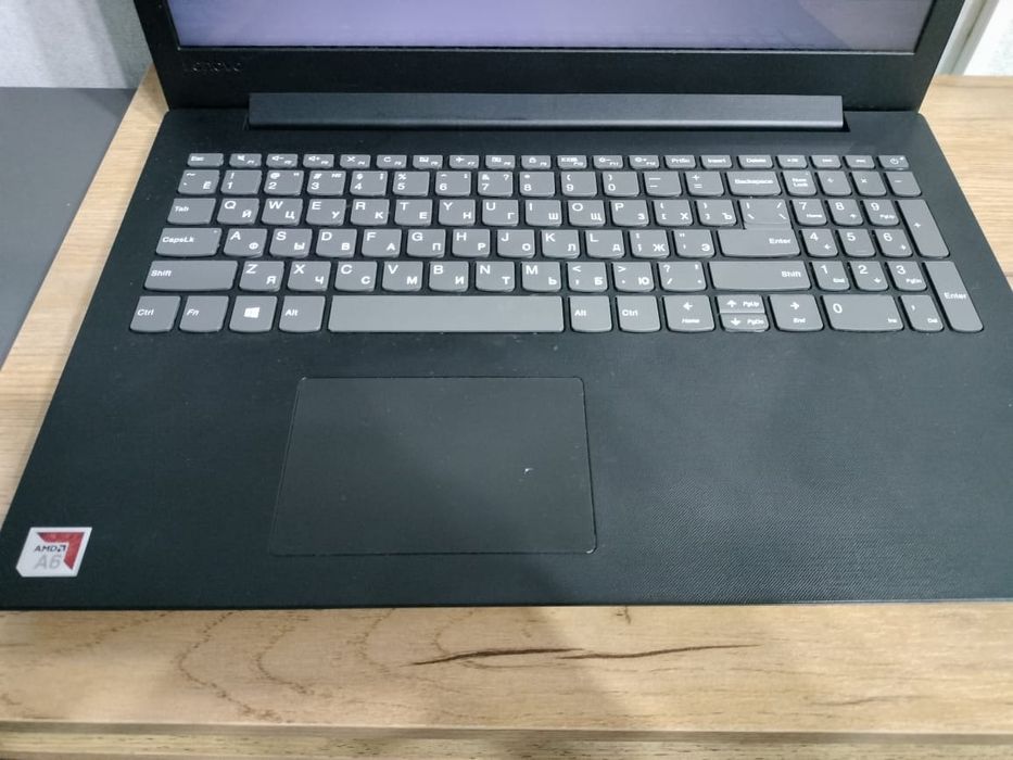 Ноутбук LENOVO Продам