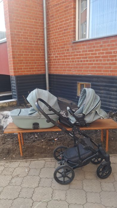 Коляска  2  в  1