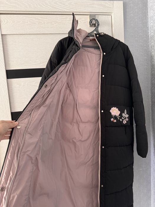 Продам пуховик ( почти новый)