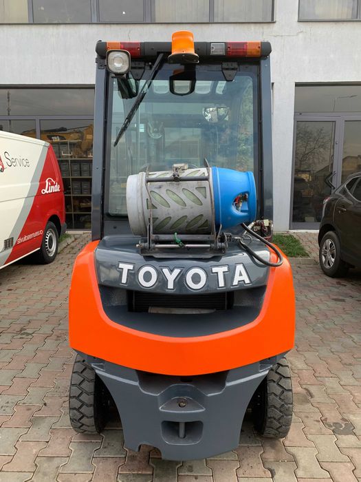 Stivuitor- Motostivuitor Toyota GPL 02-8FGF20 - Seria 32461 - 2013