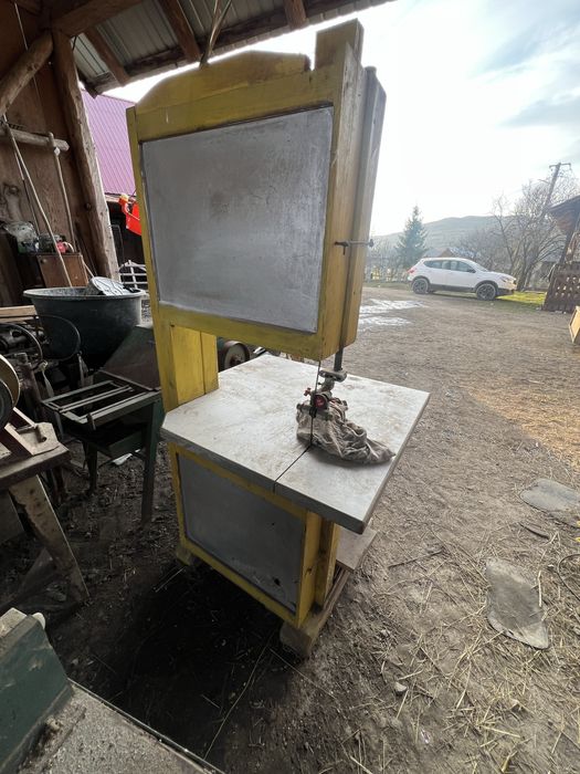 Circular bazic vertical