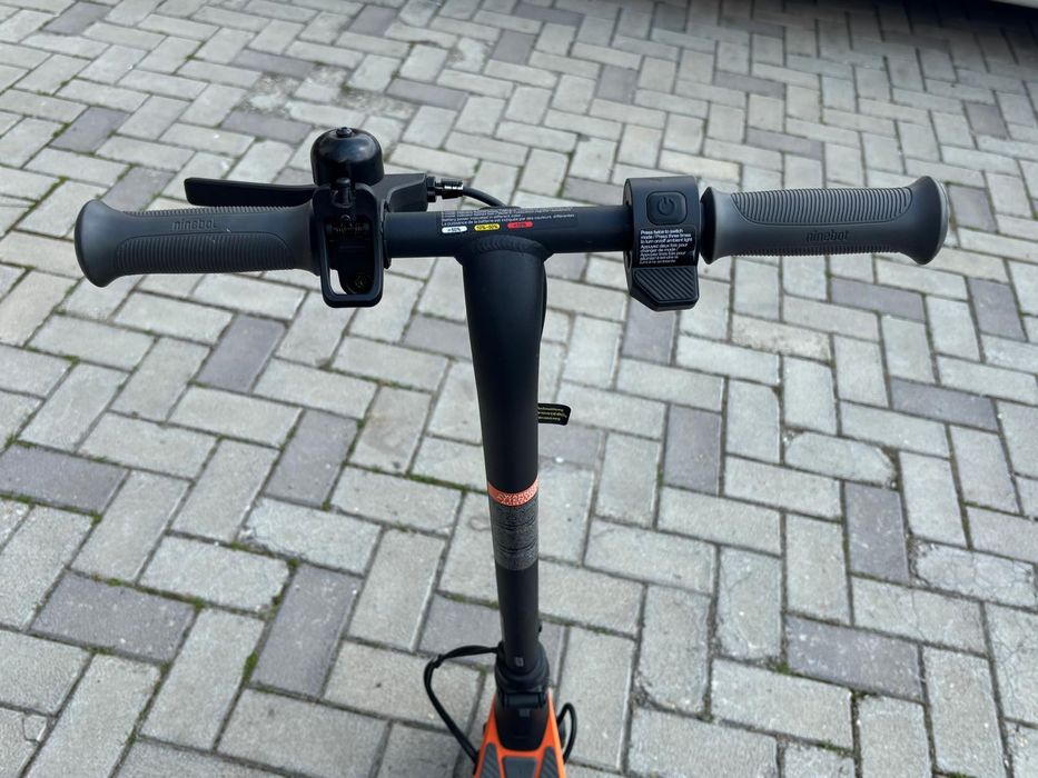 Trotineta electrica Ninebot