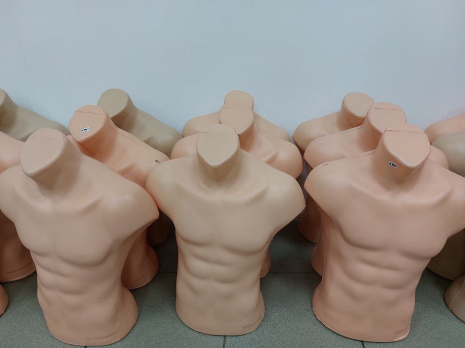 Манекен мужские продам