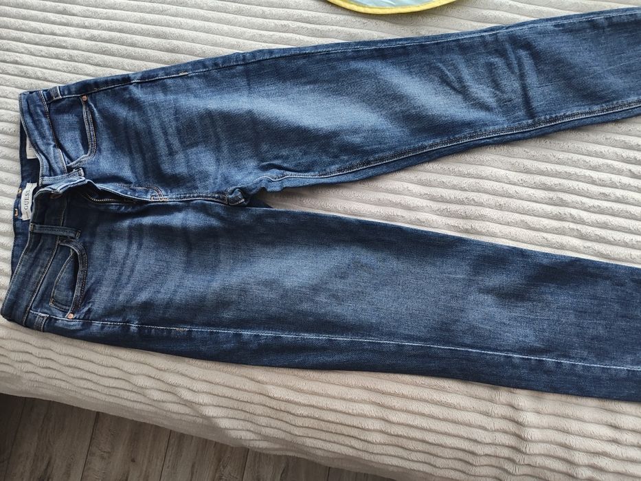 Класически дънки Guess