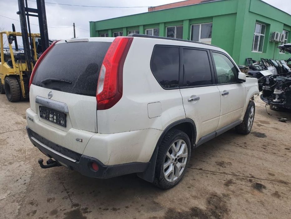 Dezmembrez Nissan X-trail T31 facelift euro 5 motor 2.0dci 4x4 M9R navigatie  dezmembrari qashqai