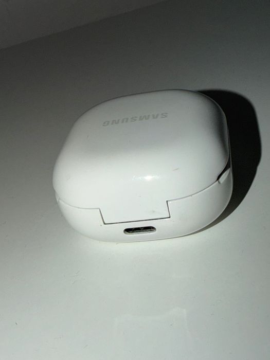 Vând Căști Samsung AKG