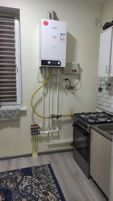 Mirzo Ulugbek Qorasuv 6 da 1 xonali studiya Uy sotiladi