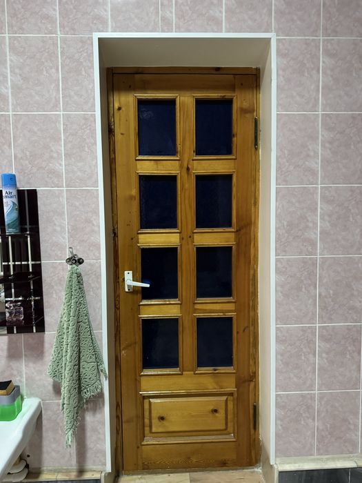 Eshikar sotiladi xolati yaxshi